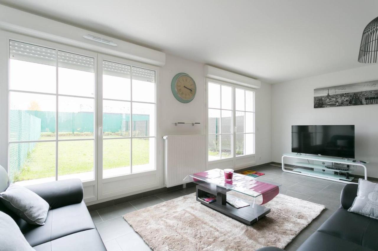 Big House 2 Minutes From Disneyland Paris Serris Extérieur photo